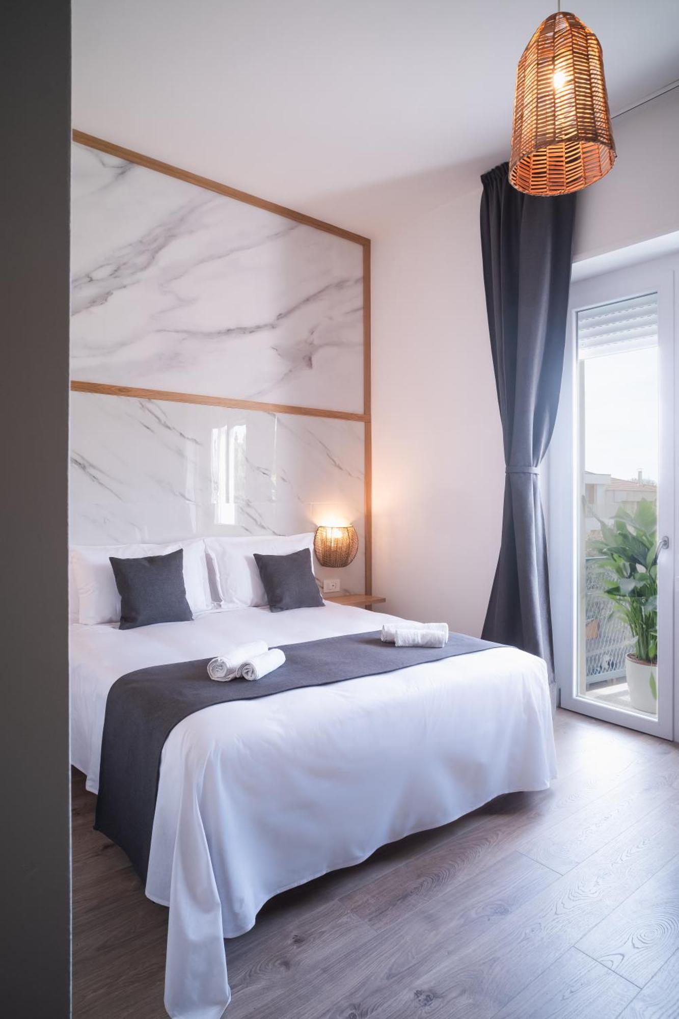 New Elegance Suites Guesthouse Oristano Exteriér fotografie
