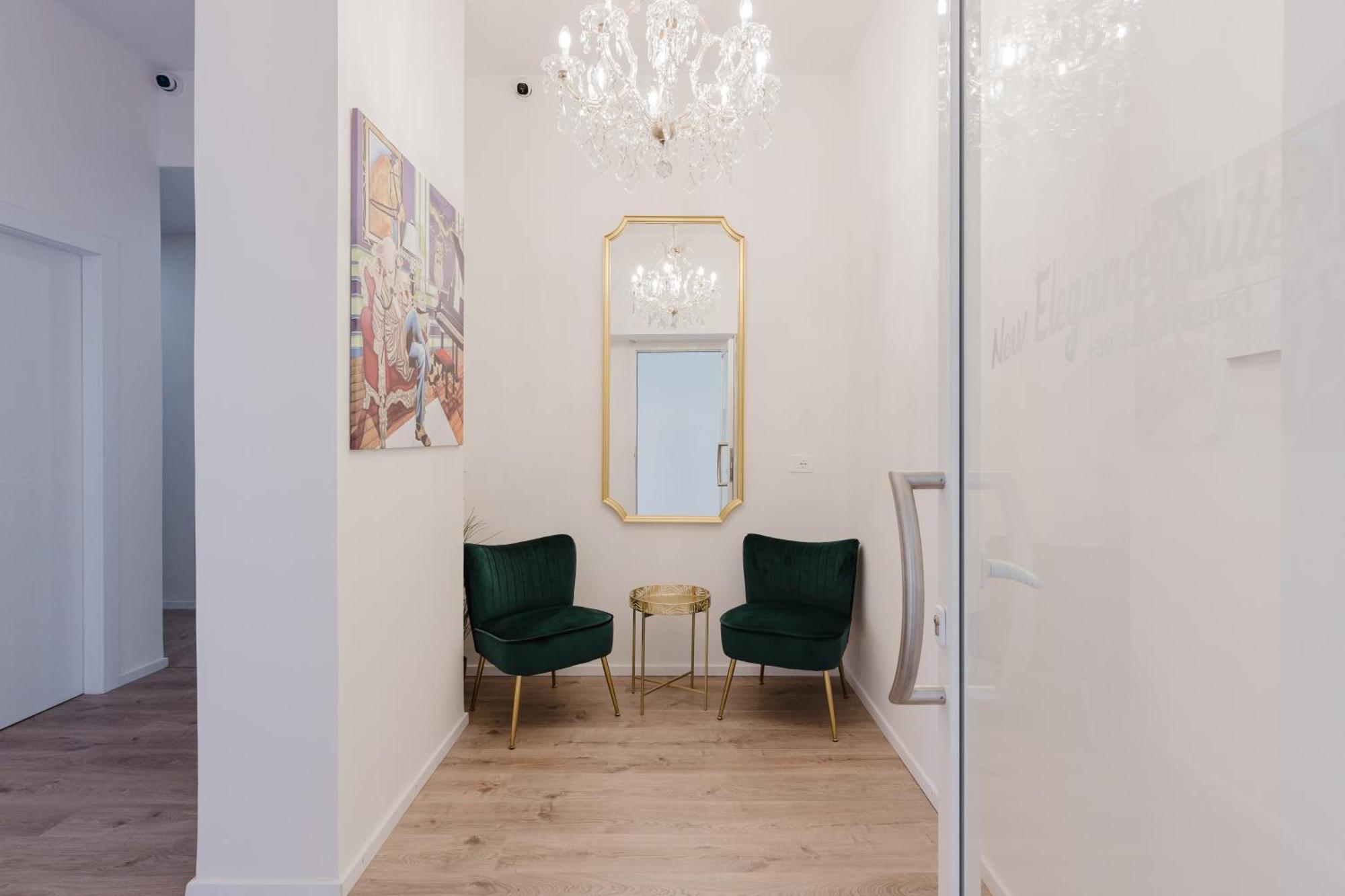 New Elegance Suites Guesthouse Oristano Exteriér fotografie